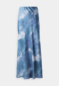 Pitkä, valuvan mallinen hame, joka on valmistettu pehmeästä kankaasta, sinivalkoisessa abstraktissa kuosissa, ja siinä on sileä rakenne sekä kerätty vyötärö.