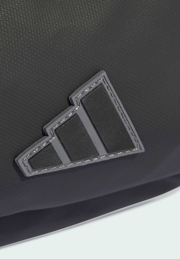 ULTRAMODERN - Bum bag4