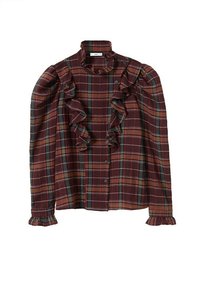Blouse à manches longues à carreaux en bordeaux, orange et noir avec volant sur le devant, col montant, fermeture à boutons et épaules bouffantes.