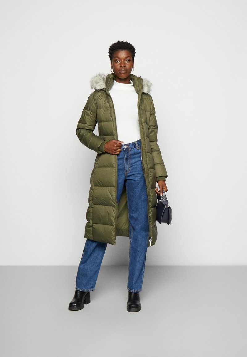 Tommy Hilfiger TYRA MAXI - Down coat - army green/olive