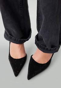sacha MIT STRASS - Escarpins à talons hauts - black