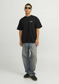 Jack & Jones JORURBAN EDGE GRAPHIC TEE SS CN SN - Print T-shirt - black
