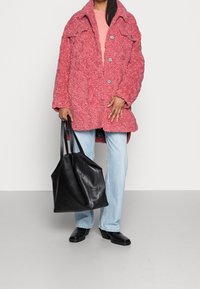 Frieda & Freddies Cappotto corto - light pink