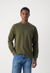 INDICODE JEANS Ikdienas džemperis - olive