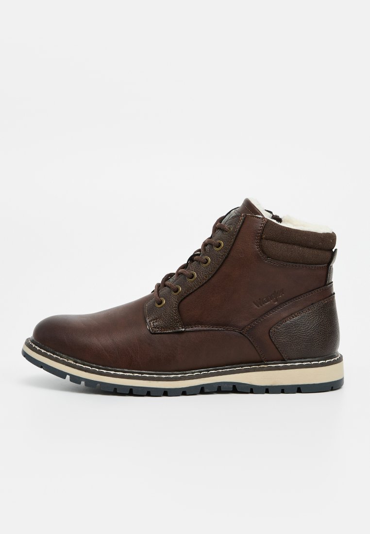 Botines con cordones