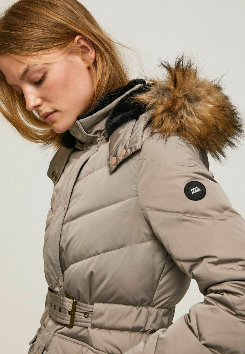 Pepe Jeans AMMY Abrigo de - stowe/tierra - Zalando.es