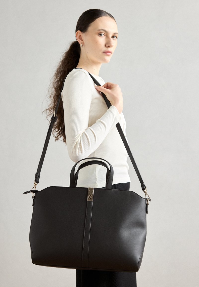 Anna Field Funda para portátil - Imagen 1