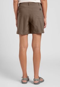 Jack Wolfskin DESERT - Shorts outdoor - cold coffee