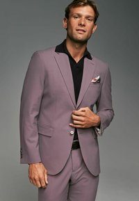 Next TAILORED FIT MOTIONFLEX STRETCH - Sakko - purple