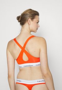 Calvin Klein Underwear PADDED BRALETTE ICON COTTON MODAL - Steznik - spicy orange