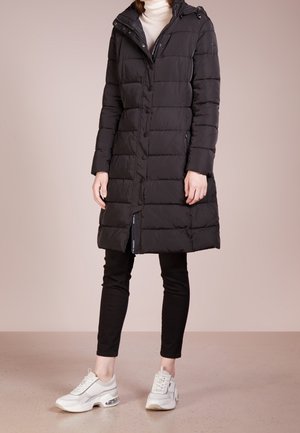 Abrigo de invierno - black