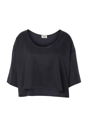 Vapautettu musta lyhyt pusero leveällä pyöreällä pääntiellä ja lyhyillä hihoilla, jossa on kerroksellinen edustafiilis.