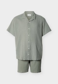 Δεν επιλέχθηκε, mulled basil