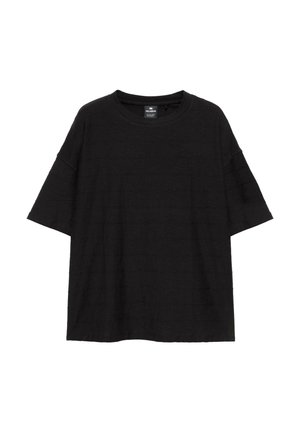 T-shirt noir oversize à manches courtes avec col rond, texture horizontale subtile et étiquette de marque Pull&Bear à l’intérieur du col.