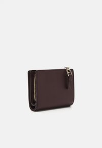 Furla NUVOLA S COMPACT WALLET L ZIP - Piniginė - chianti