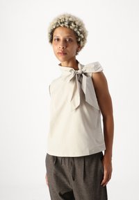 Vero Moda Petite VMSOLONA - Top - pumice stone