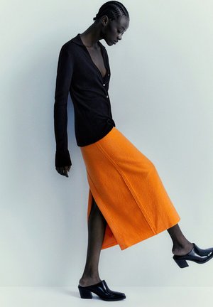 Pencil skirt - orange