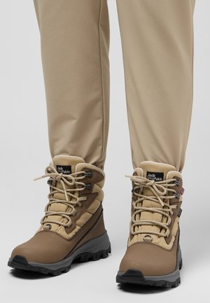 Jack Wolfskin EVERQUEST PRO TEXAPORE - Outdoorschoenen - anis