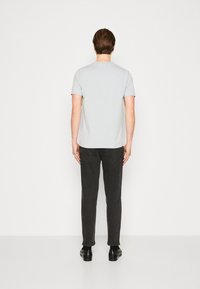 BOSS TEE - Basic póló - light/pastel grey