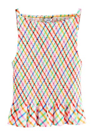 Varrukateta naiste pluus, millel on kootud mitmevärviline rombimuster ja paeladega ääreosa, toonides roosa, oranž, roheline, sinine ja kollane valgel taustal.