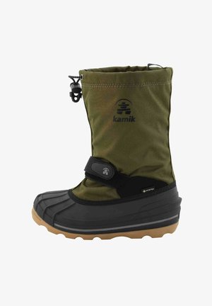 Stivali da neve con parte superiore in nylon verde oliva, parte inferiore in gomma nera, coulisse superiore regolabile e strap in Velcro per una vestibilità sicura.