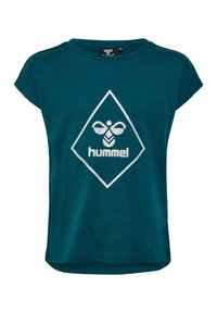 Teal kortekleurige t-shirt van katoen met een diamantvormig zilveren logo waarop een bij staat en het woord "hummel" in het midden.