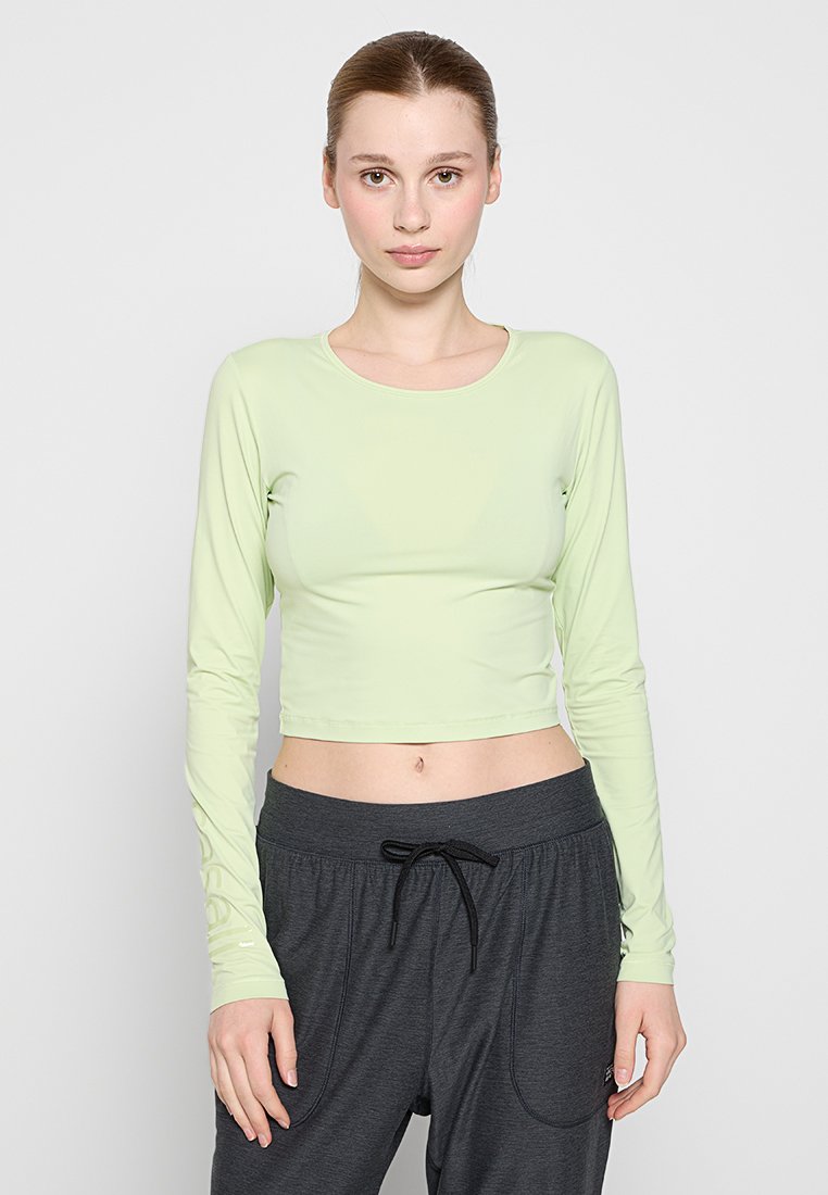 CASALL Sport T-shirt lichtgroen CASALL Sport T-shirt lichtgroen