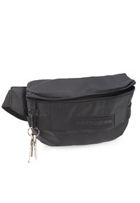 Bolsito de tela negro con cierre de cremallera, superficie texturizada, una correa lateral y llaves adjuntas. Diseño minimalista para un fácil transporte.