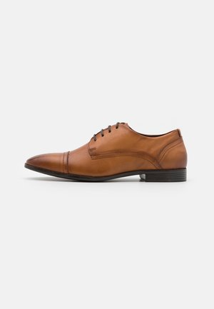 CADIGOK - Stringate - cognac