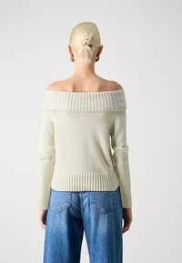 Noisy May NMLIMA OFF SHOULDER - Strikkegenser - oatmeal