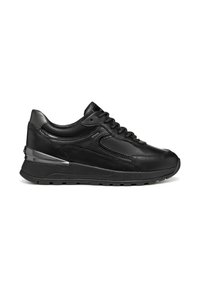 Sneaker in pelle nera con texture liscia, punta arrotondata e colletto imbottito. Presenta un accento grigio sul tallone e una suola in gomma testurizzata.