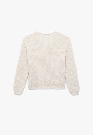 Sweter w kolorze kremowym, pleciony, z długimi rękawami i okrągłym dekoltem, pokazany od tyłu na białym tle.