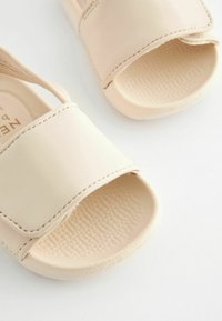 Next PRAM - REGULAR FIT - Lära-gå-skor - neutral beige