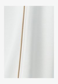 Wybrany, white