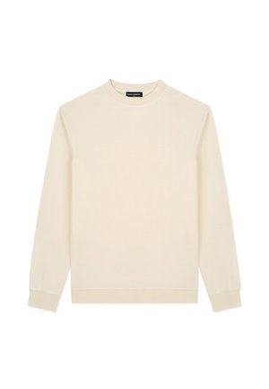 Kremowy sweter z długim rękawem i okrągłym dekoltem, z prążkowanymi mankietami i dolnym obszyciem, rozłożony na płasko na białym tle.