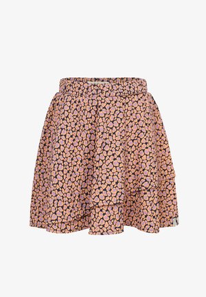 Gelaagde korte rok met elastische tailleband, voorzien van een oranje en paarse luipaardprint op een zwarte achtergrond.