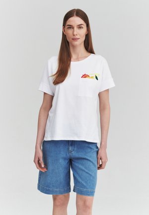 TATUUM, ARTICLE TAG: T-SHIRT/TOP - ARTICLE NAME: MONKI - Camiseta estampada - white
