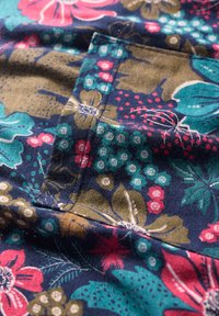 Seasalt Cornwall Longsleeve - multi winter camellia mix