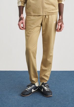 CLUB SET - Træningssæt - parachute beige/khaki/white