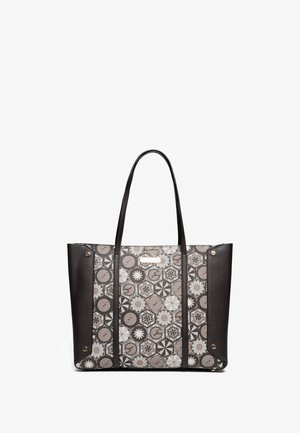 Borsa tote in pelle marrone con una parte anteriore in tela decorata da disegni geometrici in grigio, beige e nero. Include due manici.