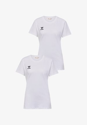 Weisse Baumwoll-T-Shirts, kurzärmlig, mit Rundhalsausschnitt, versehen mit einem schwarzen "hummel"-Logo auf der linken Brustseite. Zwei T-Shirts abgebildet.