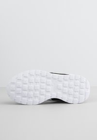 Puma GRAVITON - Tenisice - black white red