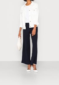 Marc O'Polo DENIM Jednoduché tričko - white