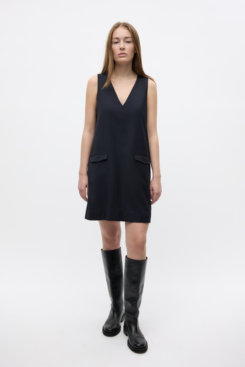 Envii WOOD POCKET DRESS - Kokteiļkleita/ballīšu kleita - dark blue