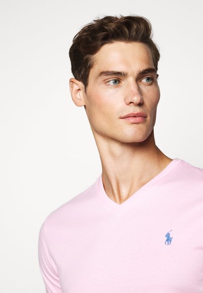 Polo Ralph Lauren CUSTOM SLIM FIT JERSEY V-NECK T-SHIRT - T-shirt básica - carmel pink