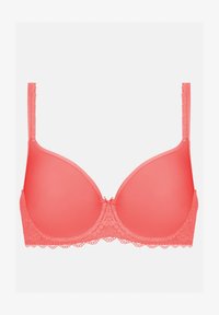 Unselected, juicy peach