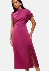 Selected, fuchsia pink