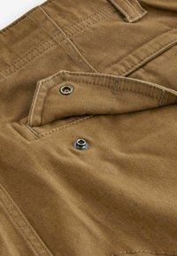 Next REGULAR FIT STRAIGHT LEG STRETCH - Chino hlače - tan brown