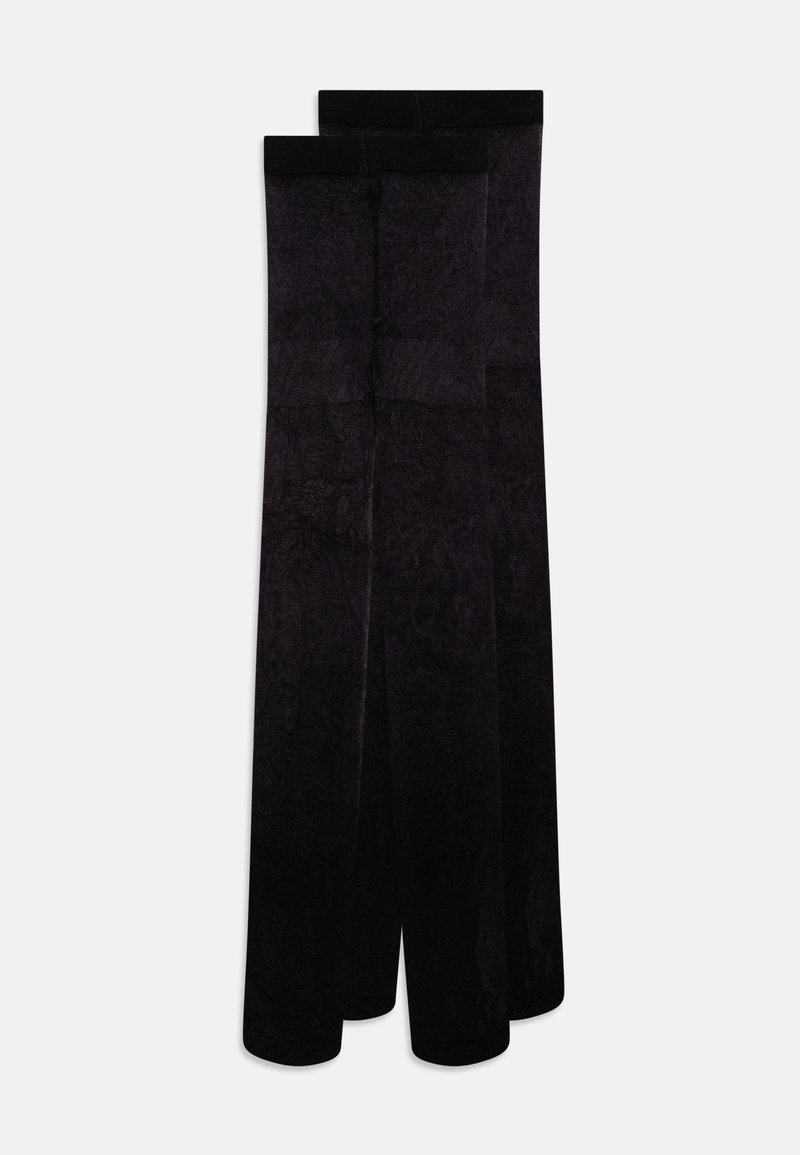Collants opaques noirs en matériau doux et extensible avec une texture lisse. Dotés d'une large ceinture pour le confort et le soutien.