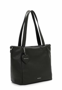 Borsa tote in pelle nera texture con due manici, dotata di un charm a forma di cuore e di un accento in argento con logo sulla parte anteriore.